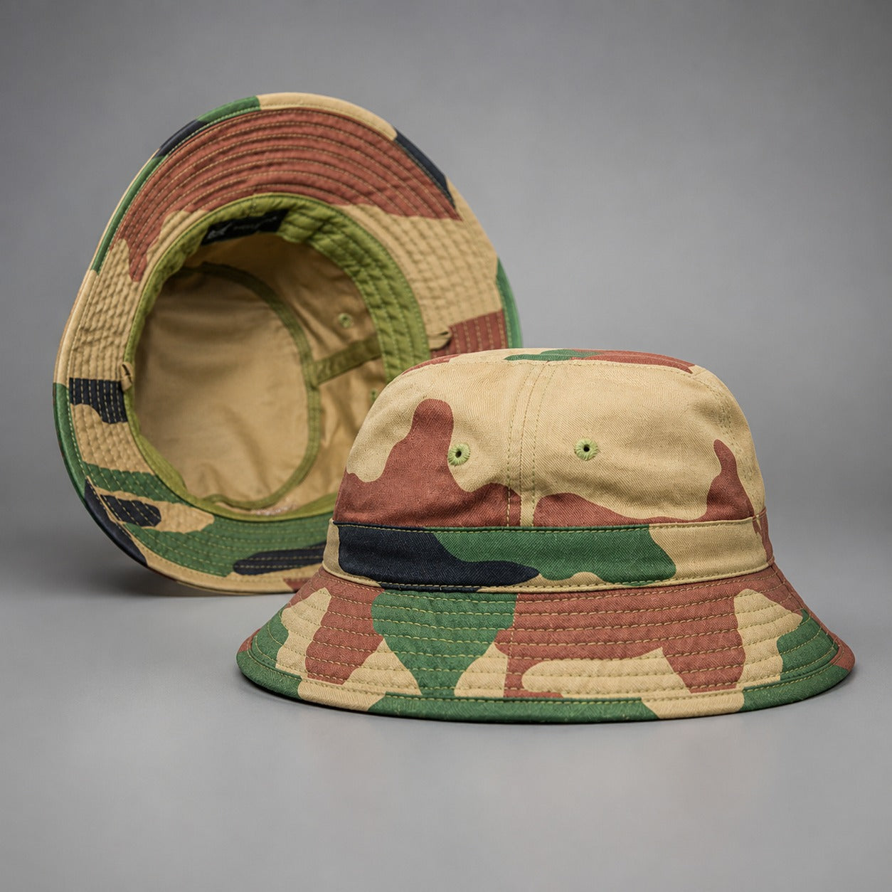 Caps